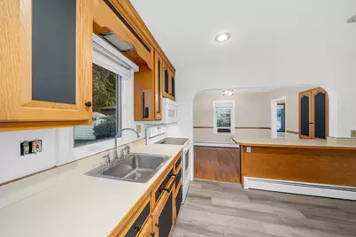 60 S New St, Haverhill, MA 01835 - Photo 15