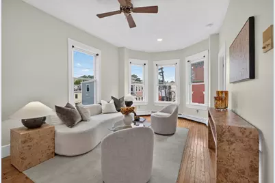 118 High #9, Boston, MA 02129 - Photo 3
