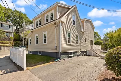 76 Saunders Street, Medford, MA 02155 - Photo 23