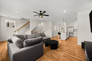 18 Oxbow Rd, Raynham, MA 02767 - Photo 13