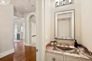 190 C Marlborough St, Boston, MA 02116 - Photo 9