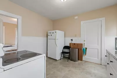 7 Hamilton Rd, Somerville, MA 02144 - Photo 21