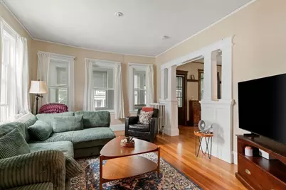 7 Hamilton Rd, Somerville, MA 02144 - Photo 3