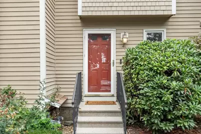 41 Hunters Run Place #41, Haverhill, MA 01832 - Photo 3