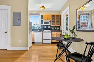 122 W Wyoming Ave, Melrose, MA 02176 - Photo 9