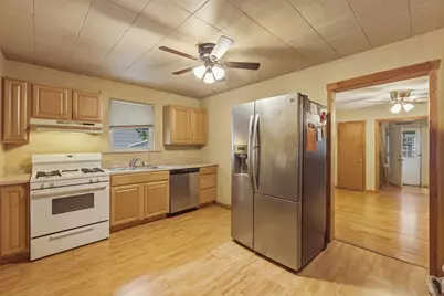 431 Broadway, Lynn, MA 01904 - Photo 13