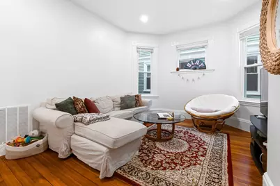 370-372 Centre St, Boston, MA 02130 - Photo 5