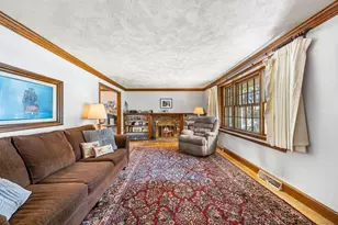 41 Academy Ave, Weymouth, MA 02189 - Photo 3