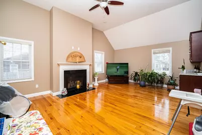 28. Woodlawn Ave, Billerica, MA 01821 - Photo 3