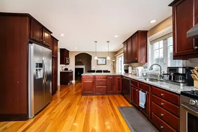 28. Woodlawn Ave, Billerica, MA 01821 - Photo 5