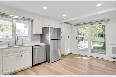 13 Milford Ave, Natick, MA 01760 - Photo 9