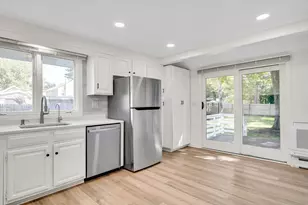 13 Milford Ave, Natick, MA 01760 - Photo 9