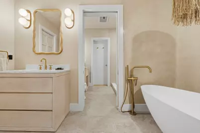134 Beach St #3B, Boston, MA 02111 - Photo 19