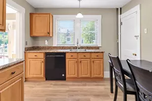 32-34 Eddy St, Mansfield, MA 02048 - Photo 17