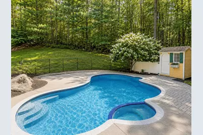 10 Hawk Ridge Rd, Andover, MA 01810 - Photo 3