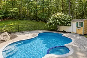 10 Hawk Ridge Rd, Andover, MA 01810 - Photo 3