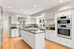 10 Hawk Ridge Rd, Andover, MA 01810 - Photo 5