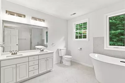 10 Hawk Ridge Rd, Andover, MA 01810 - Photo 13
