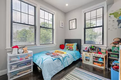 18 Albion St #2, Boston, MA 02119 - Photo 17