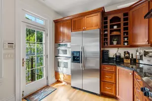 295 Bunker Hill St, Boston, MA 02129 - Photo 9