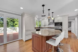 29 Carroll St, Auburn, MA 01501 - Photo 5