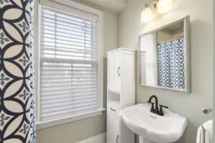 105 Pleasant St, Arlington, MA 02476 - Photo 13