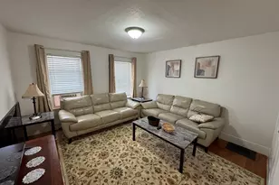 27 Gibson St, Malden, MA 02148 - Photo 9