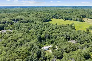 1319 Monument St, Concord, MA 01742 - Photo 33