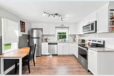 42 7 Mile River Dr, Attleboro, MA 02703 - Photo 3