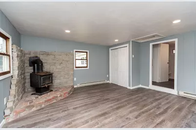 163 Highland St, Clinton, MA 01510 - Photo 5