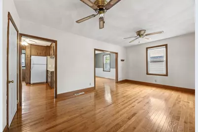 61 Edgemont Rd, Braintree, MA 02184 - Photo 5