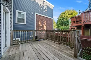 519 E 5th St, Boston, MA 02127 - Photo 35