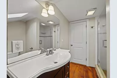 519 E 5th Street, Boston, MA 02127 - Photo 27