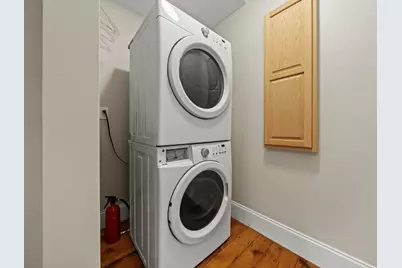 519 E 5th Street, Boston, MA 02127 - Photo 13