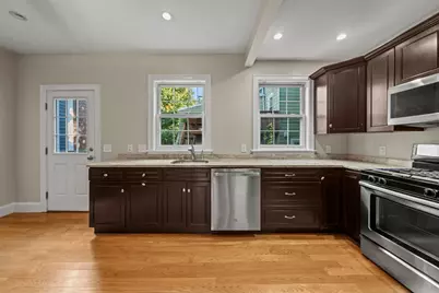 519 E 5th Street, Boston, MA 02127 - Photo 3