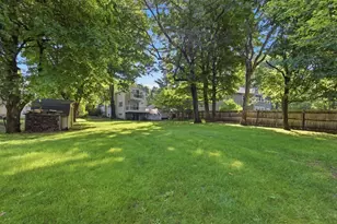 213 Hunnewell St, Needham, MA 02494 - Photo 9