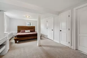 8 Skyview Ln, Woburn, MA 01801 - Photo 15