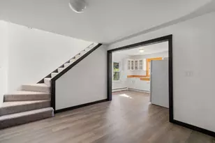 61 Pelham Rd, Amherst, MA 01002 - Photo 9