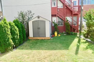 651 Bennington St, Boston, MA 02128 - Photo 35