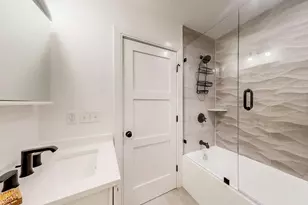 613 E 6th St, Boston, MA 02127 - Photo 19