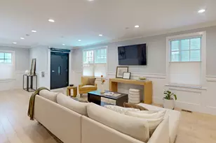 613 E 6th St, Boston, MA 02127 - Photo 3