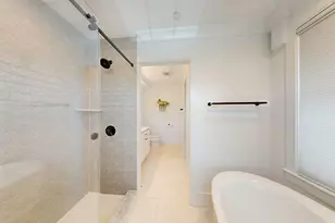 613 E 6th St, Boston, MA 02127 - Photo 15