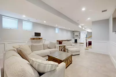 613 E 6th Street #1, Boston, MA 02127 - Photo 23