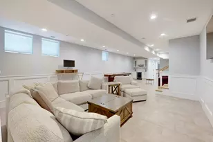 613 E 6th St, Boston, MA 02127 - Photo 23