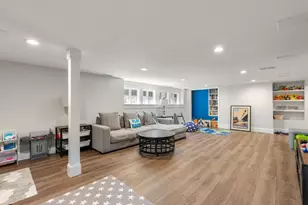 54 Edmunds Rd, Wellesley, MA 02481 - Photo 29