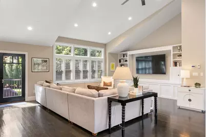 54 Edmunds Rd, Wellesley, MA 02481 - Photo 5