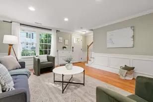 34 Park St, Arlington, MA 02474 - Photo 3