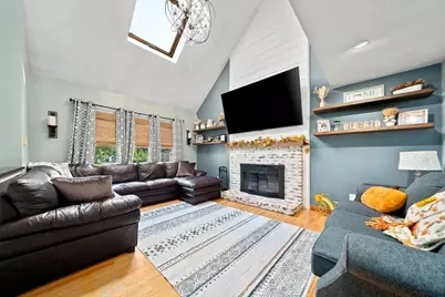 210 Boxwood Ln, Bridgewater, MA 02324 - Photo 7