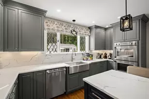 28 Pineswamp Rd, Ipswich, MA 01938 - Photo 3