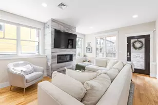 7 Whitman St, Somerville, MA 02144 - Photo 1